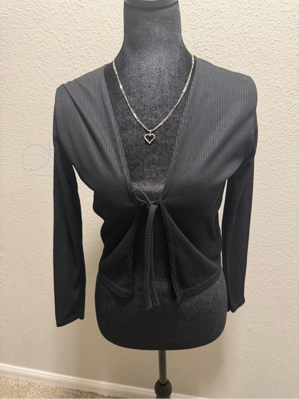 PrettyLittleThing Black Ribbed Knit Top